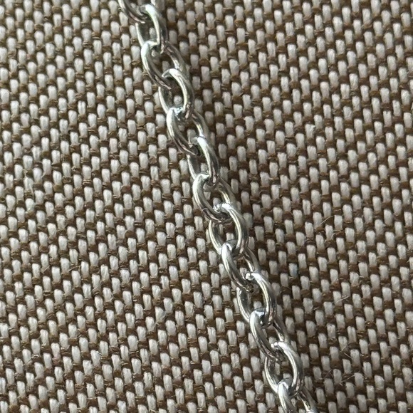 Black faceted glass teardrop shaped beaded necklace and earring set - Picture 9 of 13